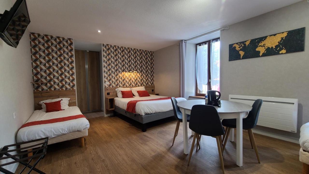 Logis Hotel Auberge De L'Allagnonette Saint-Poncy Zewnętrze zdjęcie